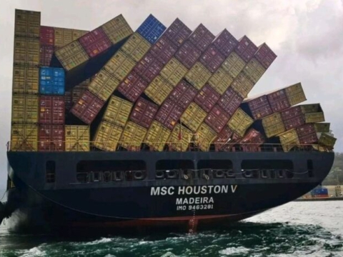 Tàu MSC Houston V Mất Container Do Bão Gần Bồ Đào Nha – Nguyên Nhân, Ảnh Hưởng & Mối Lo Ngại Về An Toàn